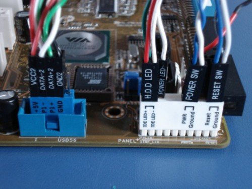 conectores na placa-mãe